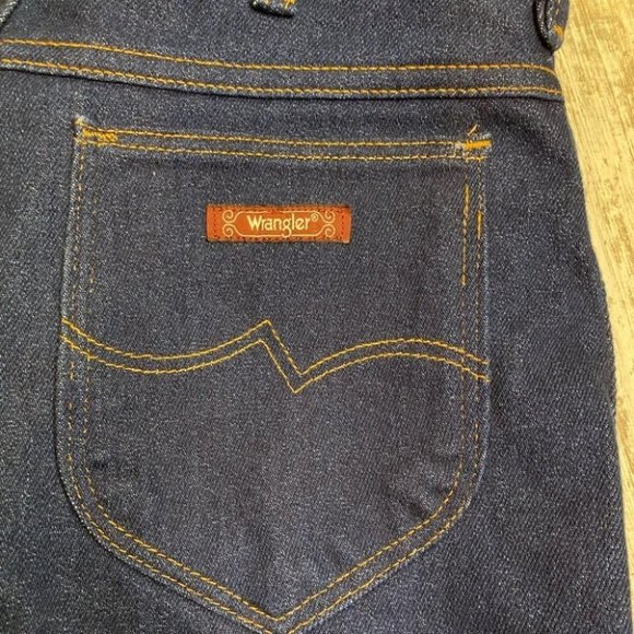 Vintage Wrangler High Waist Mom Jeans - Picture 2 of 10